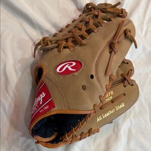 Rawlings Brown Leather Baseball Glove